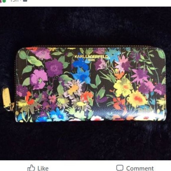 Karl Lagerfeld Handbags - KARL LAGERFELD NWOT PARIS FLORAL WALLET!